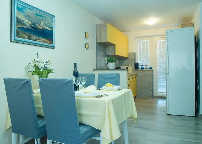 House Jasnica Hébergement de vacances Malinska